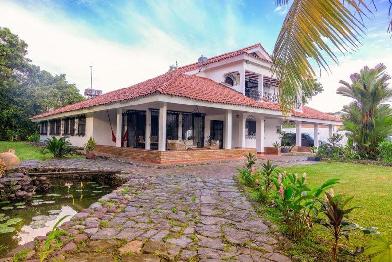 Doral House Villavicencio Bavaria Extérieur photo